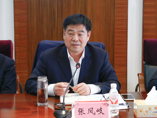 農行湖北省分行副行長李新平一行到訪宜化集團(圖4) 農行湖北省分行副行長李新平一行到訪宜化集團(圖4)