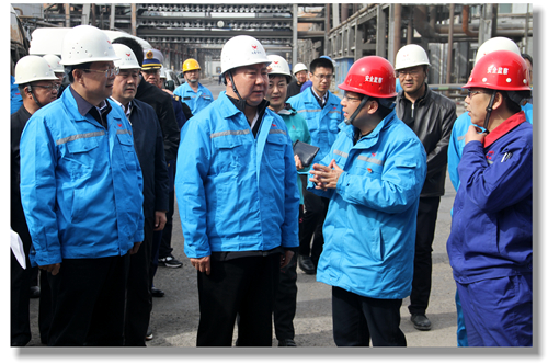 烏海市委書(shū)記史萬(wàn)鈞一行到內(nèi)蒙宜化調(diào)研指導(dǎo)安全生產(chǎn)工作(圖1) 烏海市委書(shū)記史萬(wàn)鈞一行到內(nèi)蒙宜化調(diào)研指導(dǎo)安全生產(chǎn)工作(圖1)