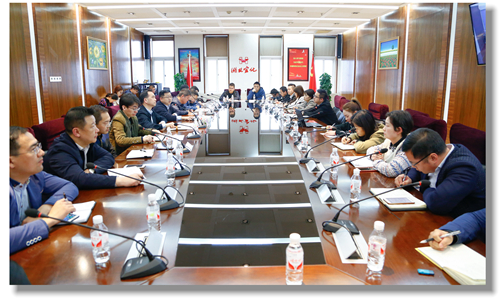 集團(tuán)召開(kāi)4月份黨務(wù)、政務(wù)干部工作會(huì)議(圖1)