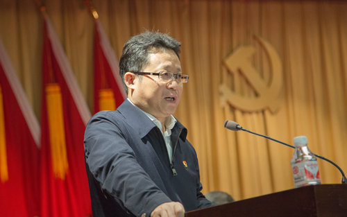 宜化集團召開2019年慶?！拔逡弧眹H勞動節(jié)暨表彰大會(圖12)