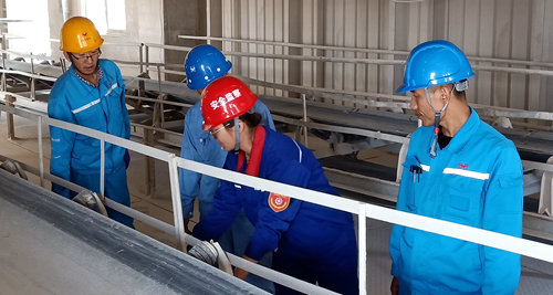 內(nèi)蒙宜化:安全生產(chǎn)“回頭看” 確保隱患全“清零”(圖1) 內(nèi)蒙宜化:安全生產(chǎn)“回頭看” 確保隱患全“清零”(圖1)