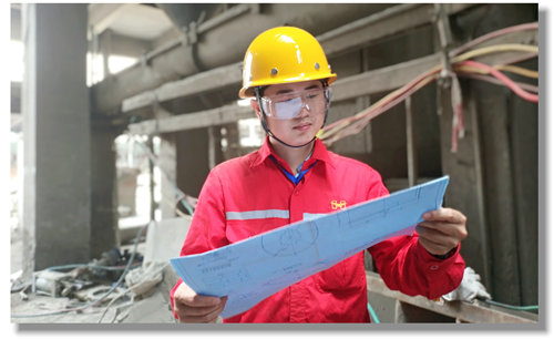 化機(jī)公司李功銘:一次選擇一生堅(jiān)守 不忘初心砥礪前行(圖1) 化機(jī)公司李功銘:一次選擇一生堅(jiān)守 不忘初心砥礪前行(圖1)