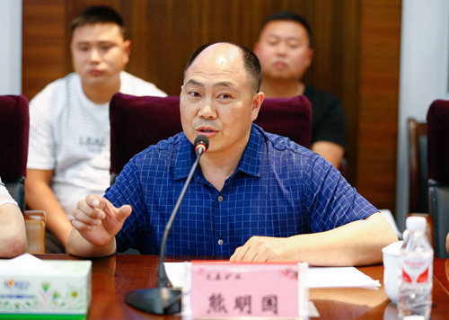 責(zé)任共擔(dān) 利益共享——宜化集團(tuán)召開2019年磷礦供應(yīng)商懇談會(huì)(圖7) 責(zé)任共擔(dān) 利益共享——宜化集團(tuán)召開2019年磷礦供應(yīng)商懇談會(huì)(圖7)