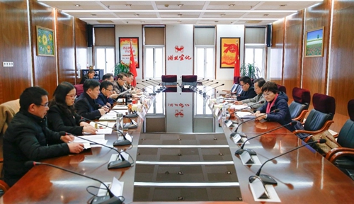 宜昌市紀(jì)委副書記王平昌一行到集團(tuán)總部檢查調(diào)研(圖1) 宜昌市紀(jì)委副書記王平昌一行到集團(tuán)總部檢查調(diào)研(圖1)