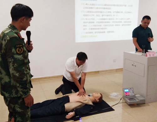 宜化集團(tuán)優(yōu)秀班組長(zhǎng)“三個(gè)一”活動(dòng)圓滿結(jié)束(圖2) 宜化集團(tuán)優(yōu)秀班組長(zhǎng)“三個(gè)一”活動(dòng)圓滿結(jié)束(圖2)