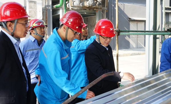 王大真調(diào)研指導(dǎo)分子公司主題教育和安全生產(chǎn)工作(圖2) 王大真調(diào)研指導(dǎo)分子公司主題教育和安全生產(chǎn)工作(圖2)