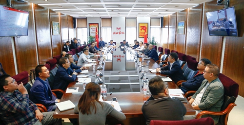 集團(tuán)召開第三季度安委會和環(huán)保專題會(圖1) 集團(tuán)召開第三季度安委會和環(huán)保專題會(圖1)