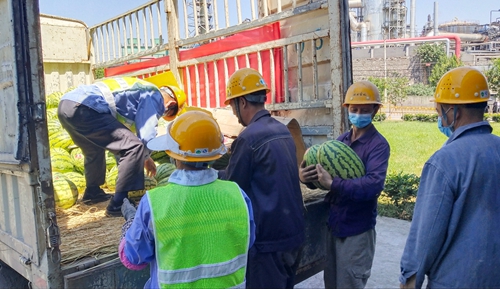 情系一線 集團(tuán)工會(huì)到分子公司“送清涼”(圖2) 情系一線 集團(tuán)工會(huì)到分子公司“送清涼”(圖2)