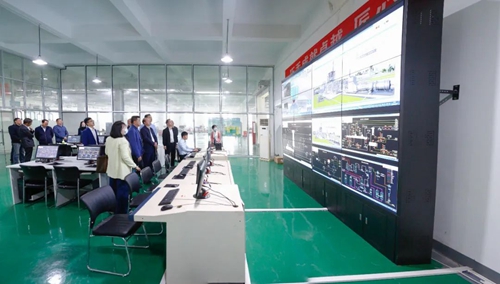 湖北省應急管理廳黨委副書記、副廳長楊愛東到宜化實訓基地現場調研(圖1)