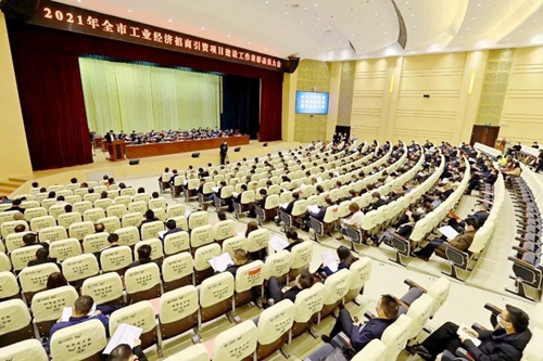 松滋肥業(yè)榮獲“樂鄉(xiāng)突出貢獻(xiàn)獎(jiǎng)”(圖1) 松滋肥業(yè)榮獲“樂鄉(xiāng)突出貢獻(xiàn)獎(jiǎng)”(圖1)