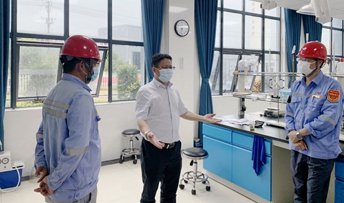 王大真到宜昌區(qū)域分子公司檢查督導疫情防控工作(圖1) 王大真到宜昌區(qū)域分子公司檢查督導疫情防控工作(圖1)