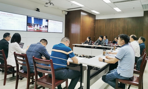 高質(zhì)量服務(wù)社會(huì)高質(zhì)量提供產(chǎn)品 集團(tuán)召開品牌提升暨生產(chǎn)調(diào)度會(huì)(圖1) 高質(zhì)量服務(wù)社會(huì)高質(zhì)量提供產(chǎn)品 集團(tuán)召開品牌提升暨生產(chǎn)調(diào)度會(huì)(圖1)