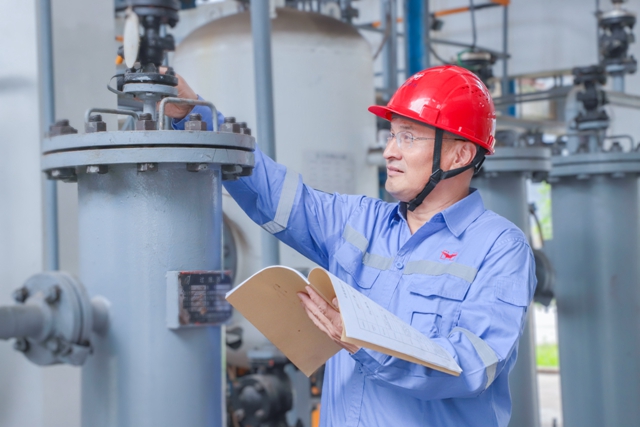 點(diǎn)贊！舒晨獲評敬業(yè)奉獻(xiàn)“宜昌好人”(圖1)