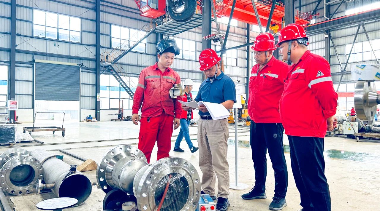 化機(jī)公司順利通過三體系監(jiān)督審核(圖2) 化機(jī)公司順利通過三體系監(jiān)督審核(圖2)