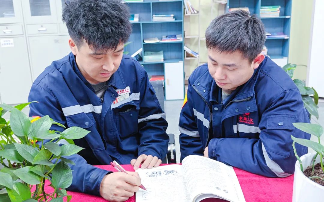 新疆宜化熱電分廠發(fā)電三班：夯實班組基礎(chǔ)，推進(jìn)自主管理(圖4)