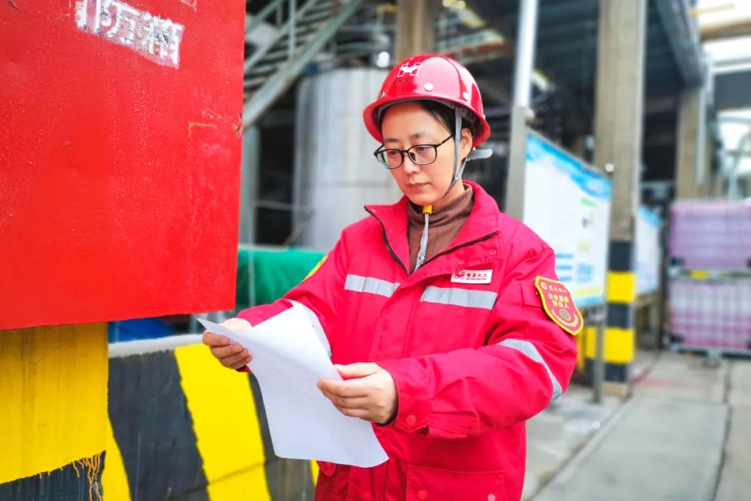 【三八特輯】楚星公司王芳：柔肩擔(dān)重任，為公司安全生產(chǎn)穩(wěn)定貢獻(xiàn)巾幗力量(圖3)