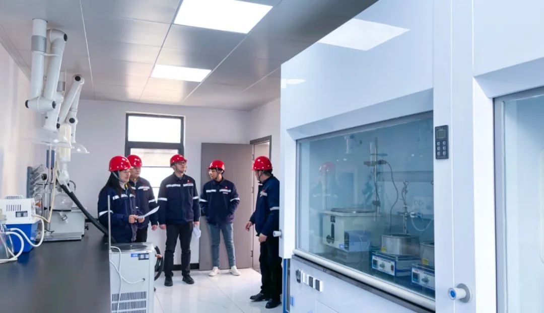 【三八特輯】科技研發(fā)公司梁慎平：篤行不怠勤耕耘，立足崗位勇?lián)?dāng)(圖6)