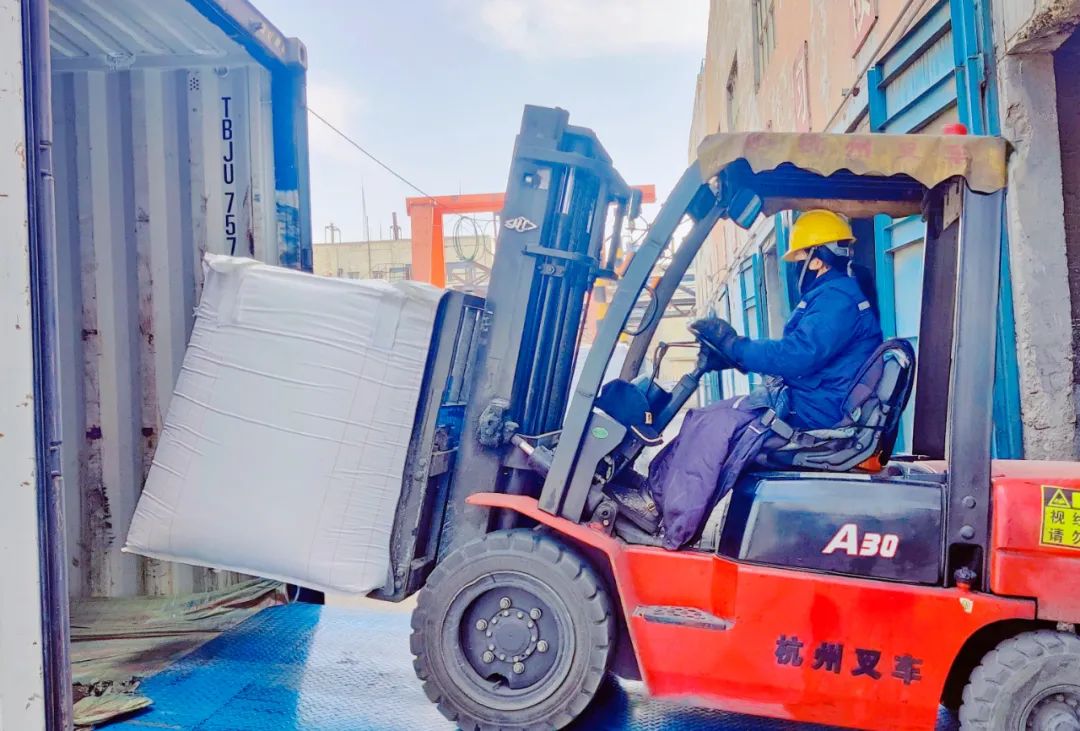 揚(yáng)帆出海！內(nèi)蒙宜化開啟綠色物流新模式(圖4)