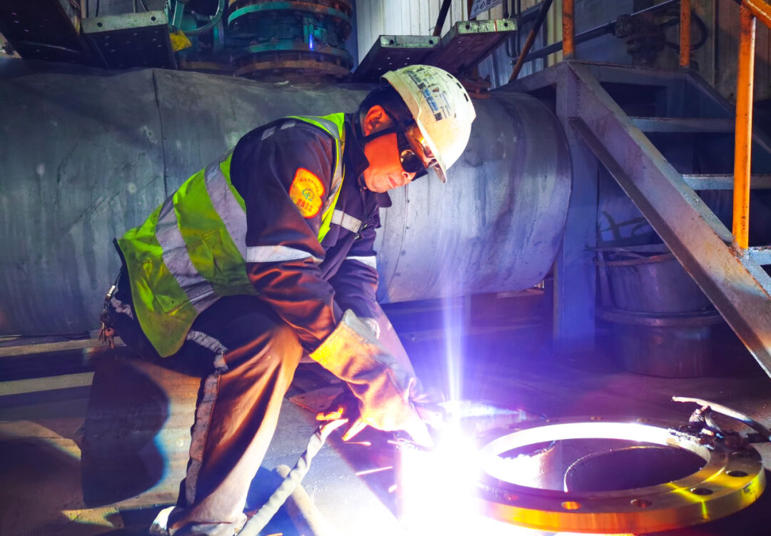 新疆宜化：直擊大修一線，看他們奮戰(zhàn)的身影(圖6)