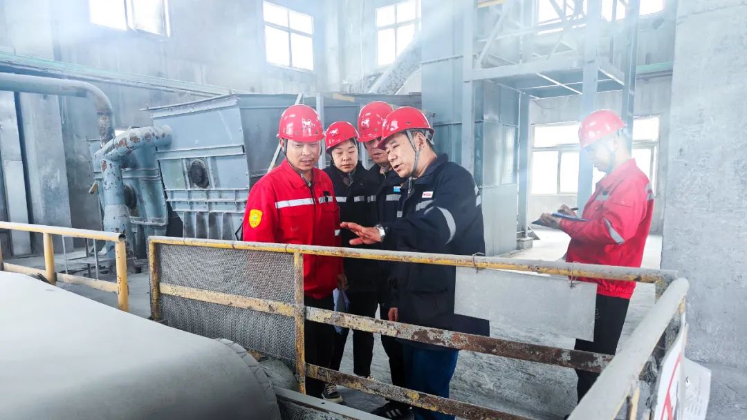 楚星公司紀委:聯(lián)動協(xié)作構(gòu)建大監(jiān)督格局(圖2) 楚星公司紀委:聯(lián)動協(xié)作構(gòu)建大監(jiān)督格局(圖2)