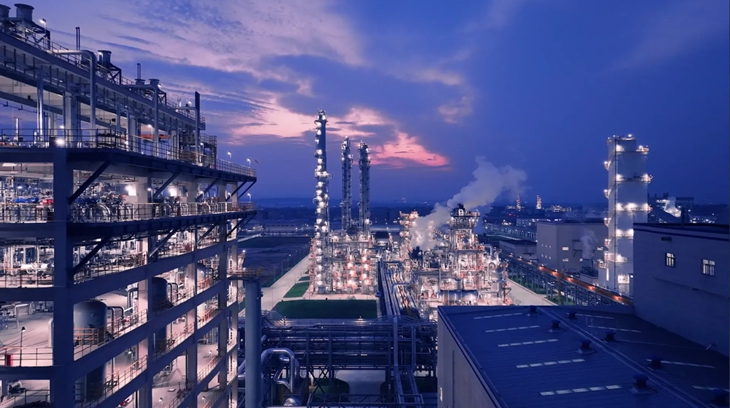 湖北日報:探訪宜化磷化工項目現(xiàn)場 看中國氮肥“第一股”破繭重生(圖1) 湖北日報:探訪宜化磷化工項目現(xiàn)場 看中國氮肥“第一股”破繭重生(圖1)