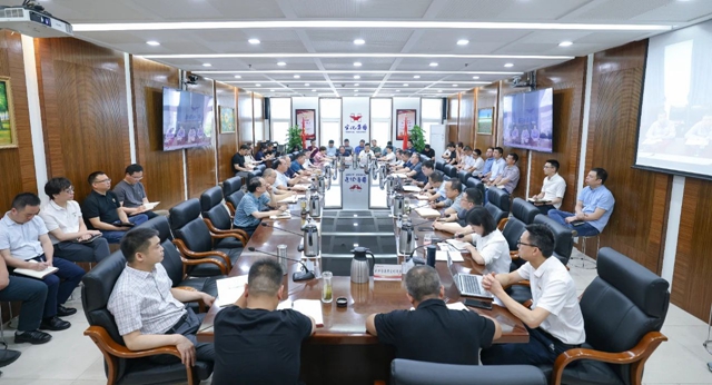 集團(tuán)召開(kāi)5月份效益分析會(huì)(圖1) 集團(tuán)召開(kāi)5月份效益分析會(huì)(圖1)