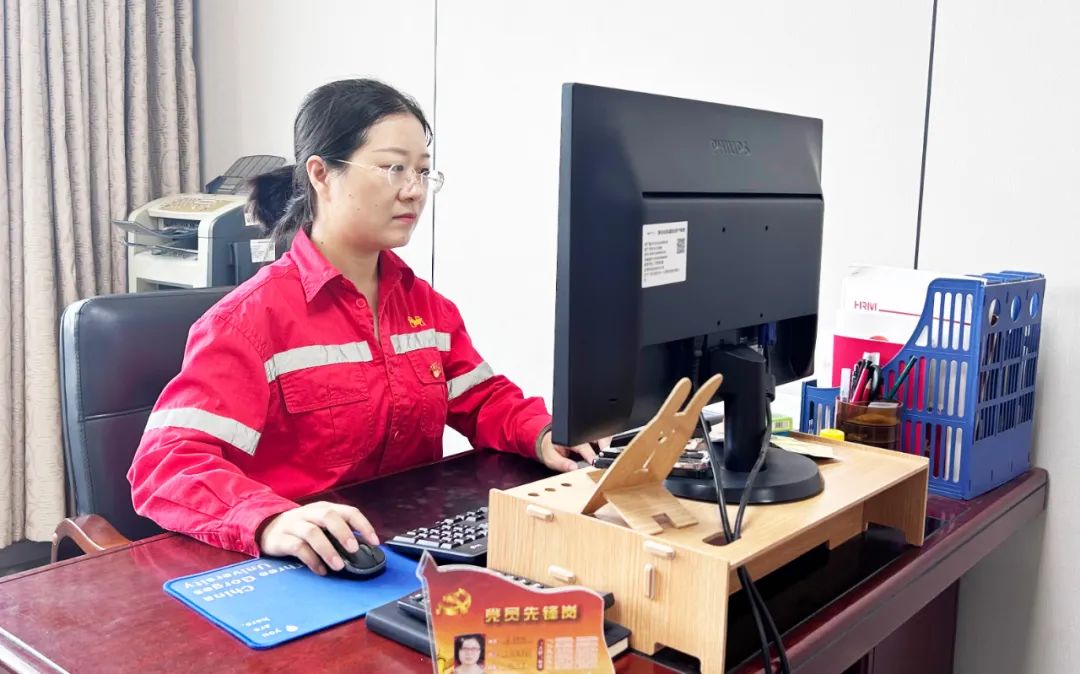 【宜化榜樣】化機公司牛艷嬌：恪盡職守勇擔當，廉潔自律揚清風(圖3)