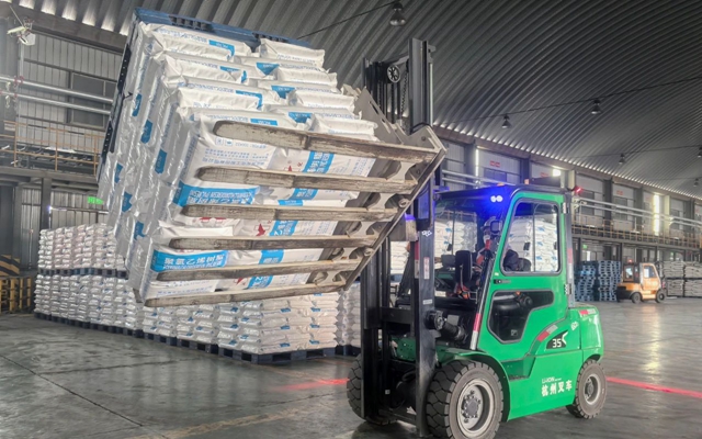 以賽促學(xué)展風(fēng)采！青海宜化開展叉車技能比武