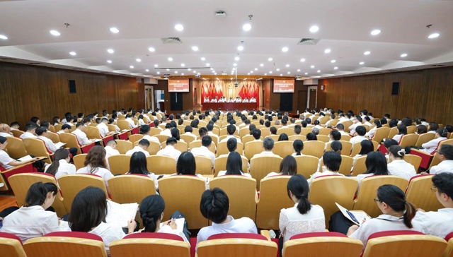 宜化集團(tuán)召開集中整治違規(guī)吃喝動(dòng)員部署會(huì)