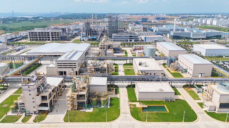 新能源公司榮獲全國化工行業(yè)工程質(zhì)量建設(shè)4A級榮譽(圖1) 新能源公司榮獲全國化工行業(yè)工程質(zhì)量建設(shè)4A級榮譽(圖1)