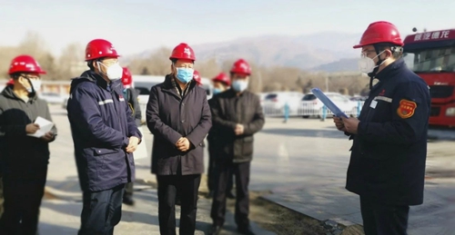 青海省委常委、省總工會主席馬吉孝到青海宜化調(diào)研慰問