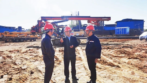 王大真到雙環(huán)公司、氨醇項目和TPO項目現(xiàn)場調(diào)研